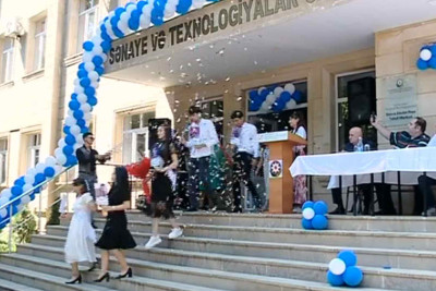 Peşə Təhsili Mərkəzi məzunlarla vidalaşıb