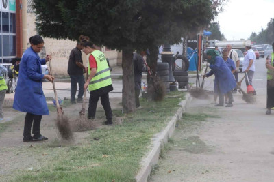 Şəhərin küçə və prospektlərində iməcilik aksiyası keçirilib