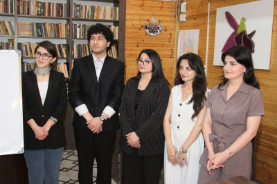 "Rəqəmsal yaradıcı gənc" adlı qeyri-formal təlim keçirilib