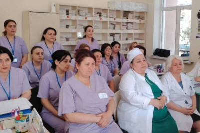 “Ev ziyarəti xidmətinə nəzarətin gücləndirilməsi” adlı tibbi təlim keçirilib