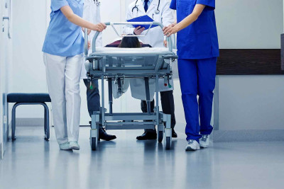 55 yaşlı kişi partlayışdan yanıq xəsarətləri alıb