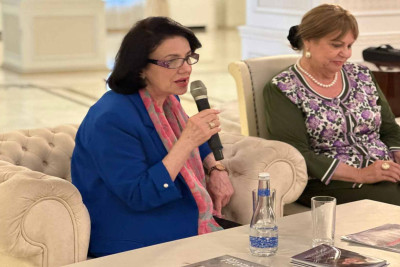 Xalq artisti Firəngiz Əlizadə ilə görüş keçirilib