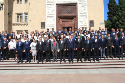 Dövlət Qulluqçularının peşə bayramı qeyd olunub