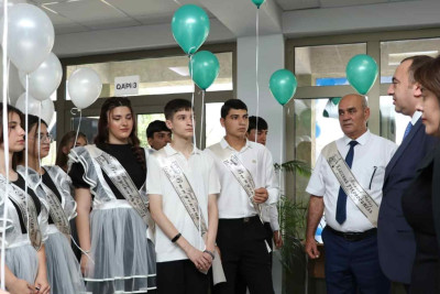 Məzun olan şəhid övladlarına hədiyyələr təqdim edilib