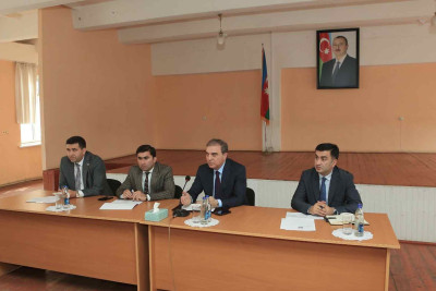 Niyazi Bayramov sakinləri narahat edən məsələləri dinləyib