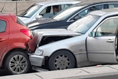 Şəhər ərazisində 4 avtomobil toqquşub