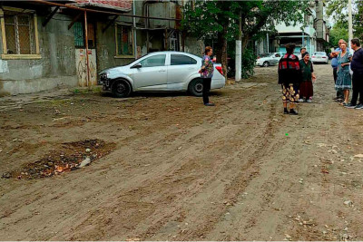 Sakinlər: Məhəlləmizin abadlaşdırılmasını istəyirik