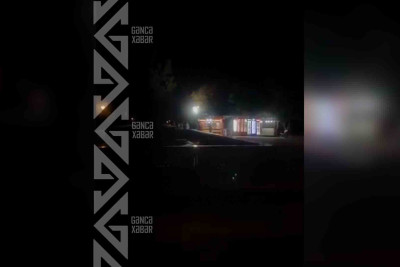 Füzuli parkı yenə də qaranlıqda qalıb