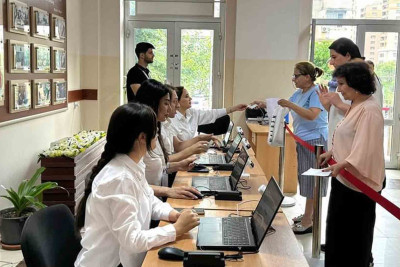 Müəllimlərin işə qəbulu imtahanı yarıda qalıb