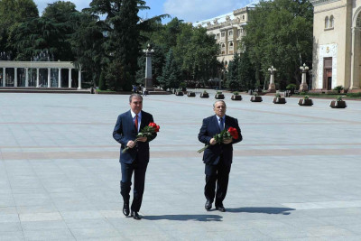 Niyazi Bayramov Gürcüstanın şəhərimizdəki yeni Baş konsulu ilə görüşüb