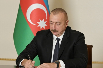 Hüquqi şəxslər hərbi texnikaları satın ala biləcəklər