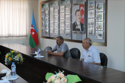 Göygöl Rayon İcra Hakimiyyəti sakinlərin müraciətlərini dinləyib