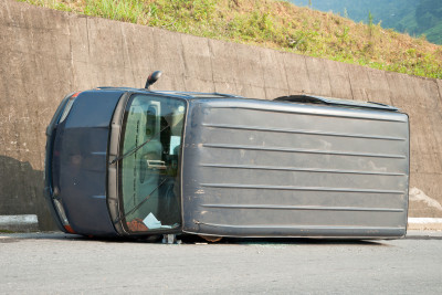 Daşkəsəndə avtomobil aşıb, ölən və xəsarət alan var