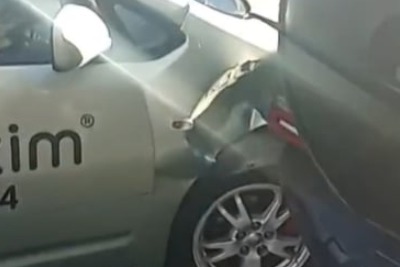 "Prius" "Gelandewagen"ə çırpılıb