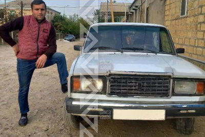 Avtomobili əlindən alınan Gəncə sakini: 20 manat “şirinlik” də vermişdim
