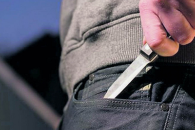 35 yaşlı şəxs bıçaqlanıb