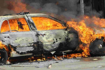 Samuxda təmir sexi və avtomobil yanıb