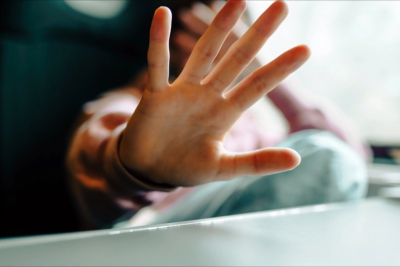 18 yaşlı qızın bıçaqlanmasının detalları: Başqası ilə yaşayırmış