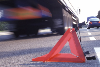 Avtomobil qəzası olub, 3 nəfər xəsarət alıb