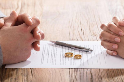 Azərbaycanda boşanmaların sayı azalıb