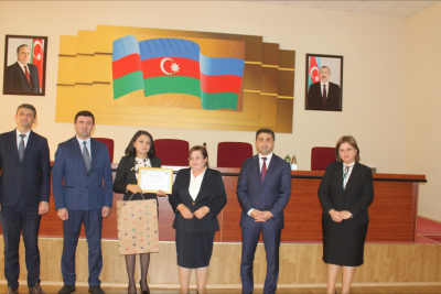 Göygöldə bir qrup müəllim mükafatlandırılıb