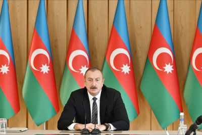 İlham Əliyevdən Dövlət Bayrağı Günü ilə bağlı paylaşım