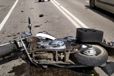 Gəncədə kuryer qəzaya düşdü