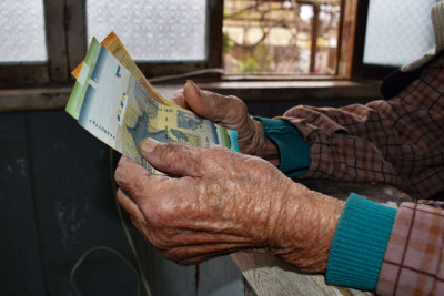 Əmək pensiyası və sosial müavinətlər artırılacaq? – EKSPERT RƏYİ