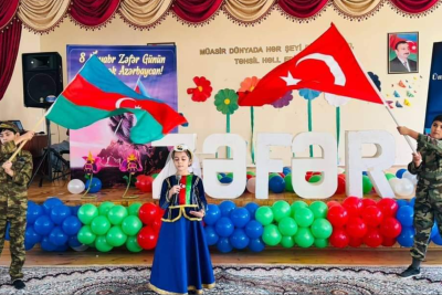 Təhsil müəssisələrində Zəfər Günü qeyd olunub