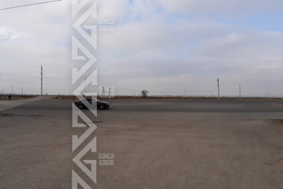 Gəncə yaxınlığında piyadalar həyatlarını riskə atırlar - VİDEO