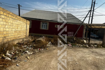 Gəncə sakinləri yolların təmirini tələb edirlər - FOTO
