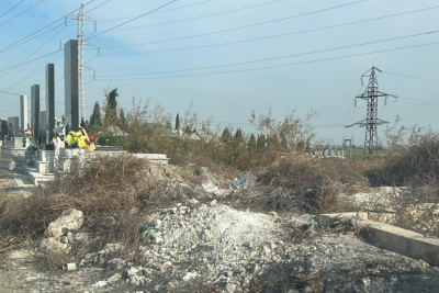 Gəncədə qəbiristanlıq ZİBİLLƏNİB - VİDEO