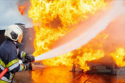 Mingəçevirdə ikimərtəbəli obyektdə yanğın olub