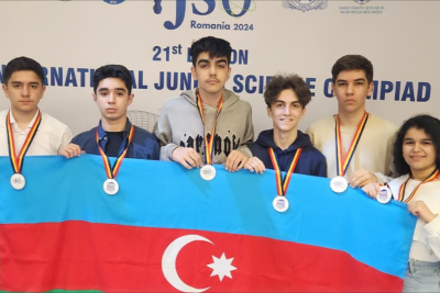 Məktəblilərimiz Buxarestdə uğur qazanıblar