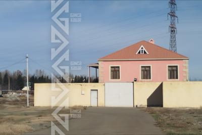 Sabiq icra başçısı bu rayondakı evini satır? - FOTO