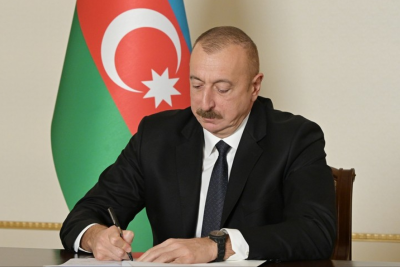 Prezident bu idmançıları təltif etdi