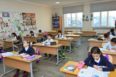 Sabah məktəblərdə dərs olmayacaq? - RƏSMİ CAVAB