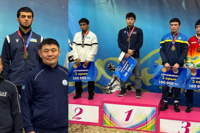 Gəncəli güləşçilərdən İKİ QIZIL