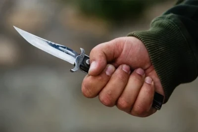 Gəncədə taksi sürücüsü bıçaqlandı