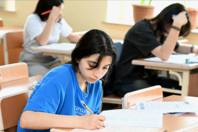 İmtahanların martda keçirilməsi dərs prosesini pozur - Ekspertdən ETİRAZ