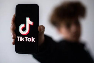 Gəncədə məktəblinin dərsdə "TikTok"da canlı yayıma çıxması araşdırılır