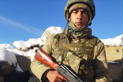 Azərbaycan hərbçisi özünü GÜLLƏLƏDİ