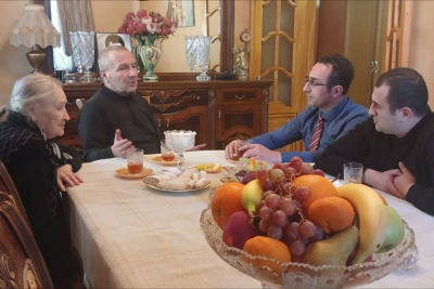 Gəncəli şəhid Valeri Boqdanovun ailəsi ziyarət olunub