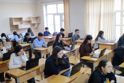 Böyük summativ qiymətləndirmələr rəqəmsal formada da keçirilir