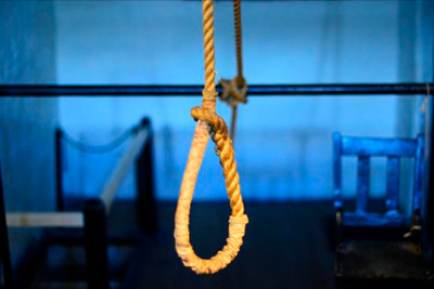 19 yaşlı gənc intihar etdi