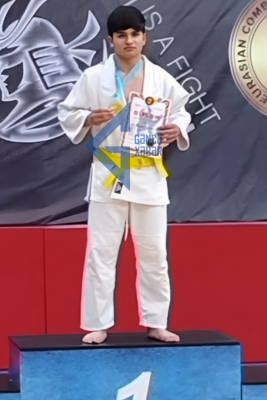 Gəncəli yeniyetmə qızıl medal qazandı - FOTO