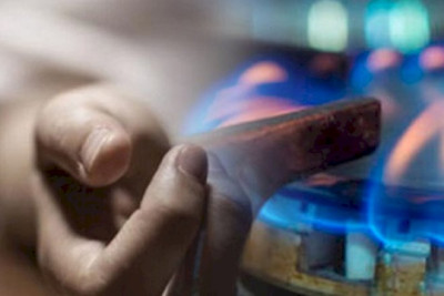 Samux sakini dəm qazından zəhərləndi