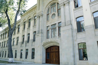 Səhiyyə Nazirliyi yenidən plastik cərrahlara çağırış etdi