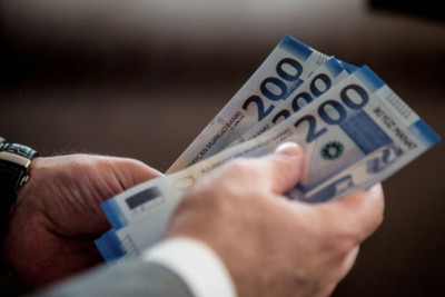 Bu gündən minimum aylıq əməkhaqqı artır