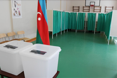 Azərbaycanda seçkiqabağı təşviqat BAŞLADI